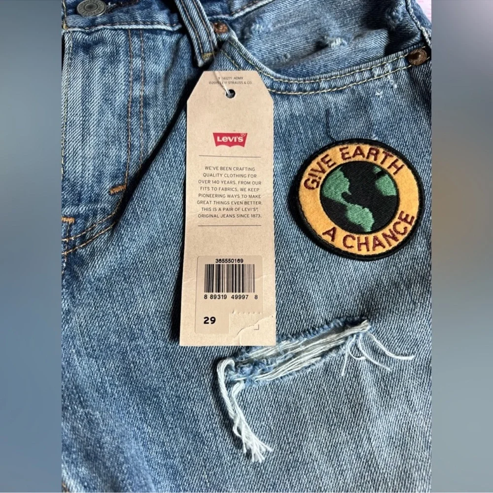 NWT Levi's 511 Slim Shorts Give Earth A Chance Denim Cut-off Shorts Waist Sz 29